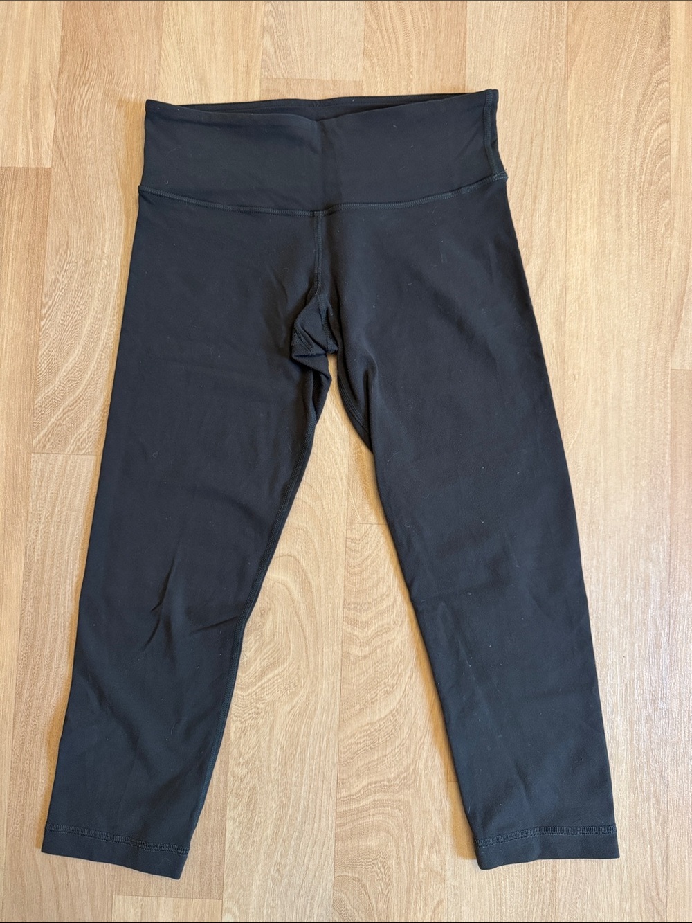 Lululemon Olive Capri Leggings Size 4